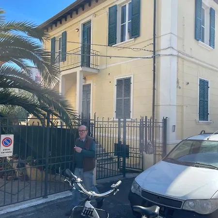 Casa Mare Vacanze Viale Venezia 20 Nuova *