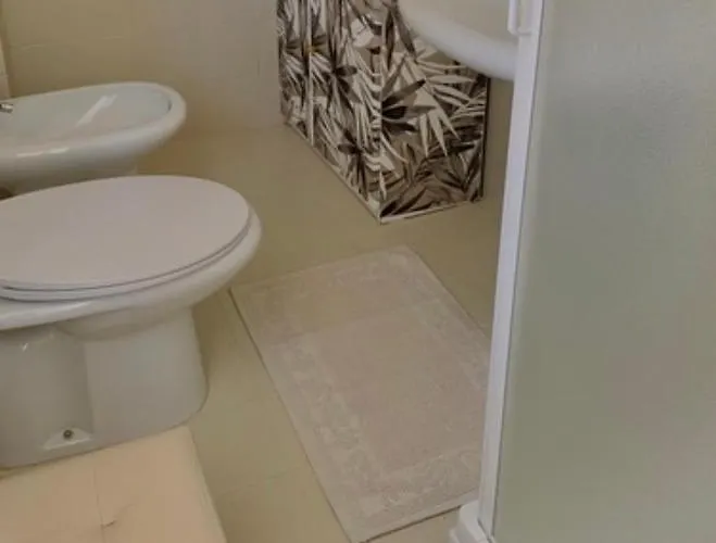 Casa Mare Vacanze Viale Venezia 20 Nuova *